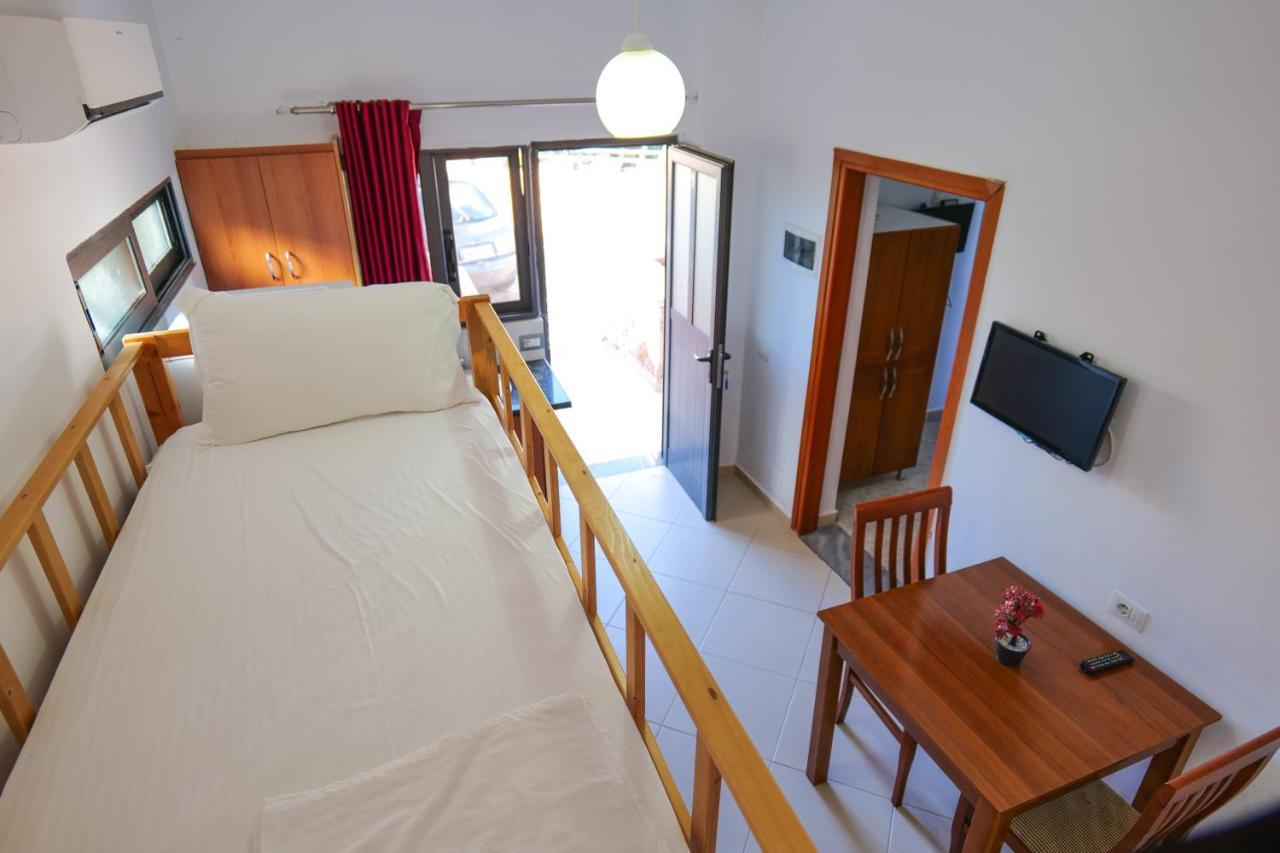 Guest House Gerard Ksamil Zewnętrze zdjęcie