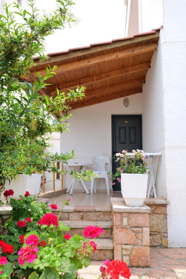Guest House Gerard Ksamil Zewnętrze zdjęcie